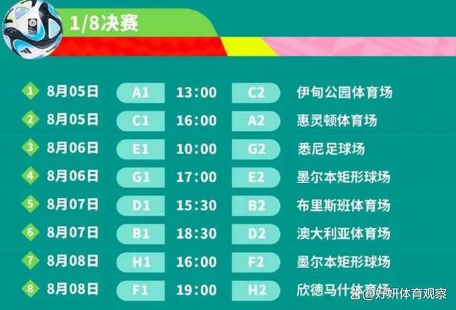 女生脱了内裤让男生捅